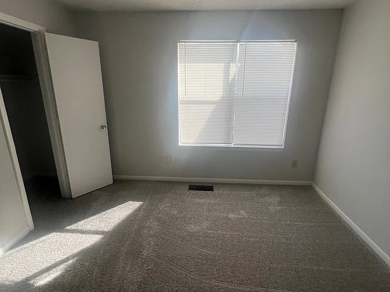 206 Greenwood Dr #206 — Photo 12