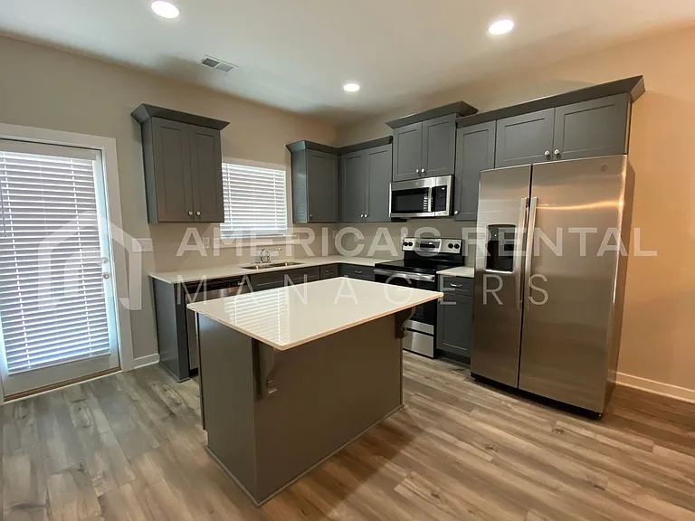 1540 Brookhaven Dr — Photo 5