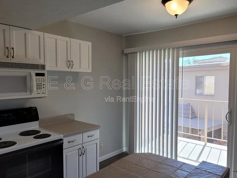 17019 E Calle Del Oro #D — Photo 13