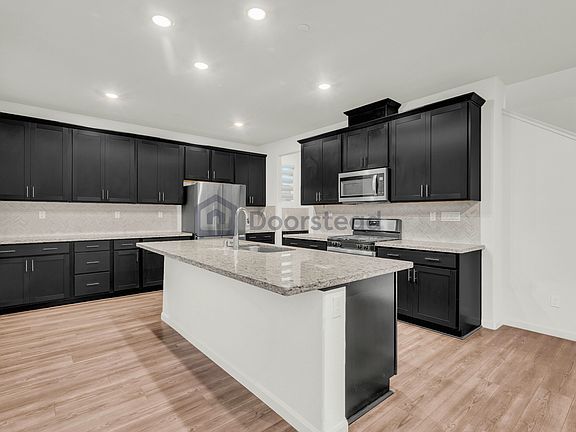 4th image of 1893 Slough Ave