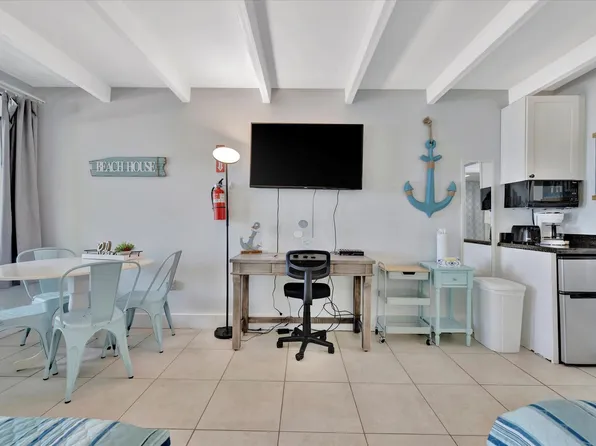 611 Destiny Dr, Ruskin, FL