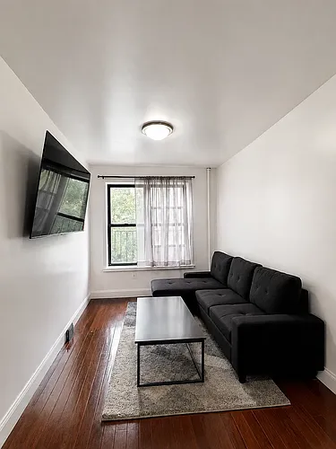 50 Allen St #3A Photo 1
