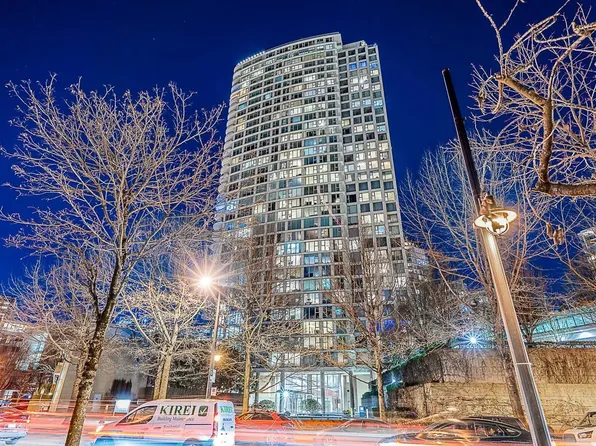 1009 Expo Blvd #1909, Vancouver, BC V6Z 2V9