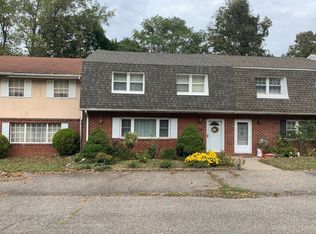 156 Vista Dr, Easton, PA 18042