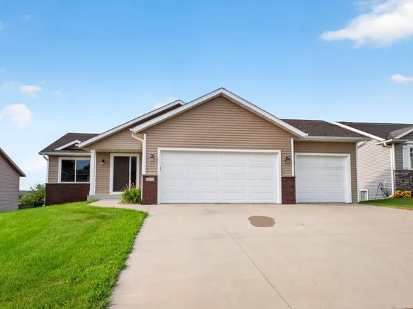 5662 King Arthur Rd NW, Rochester, MN 55901