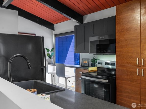 seattle-washington-353722528 picture