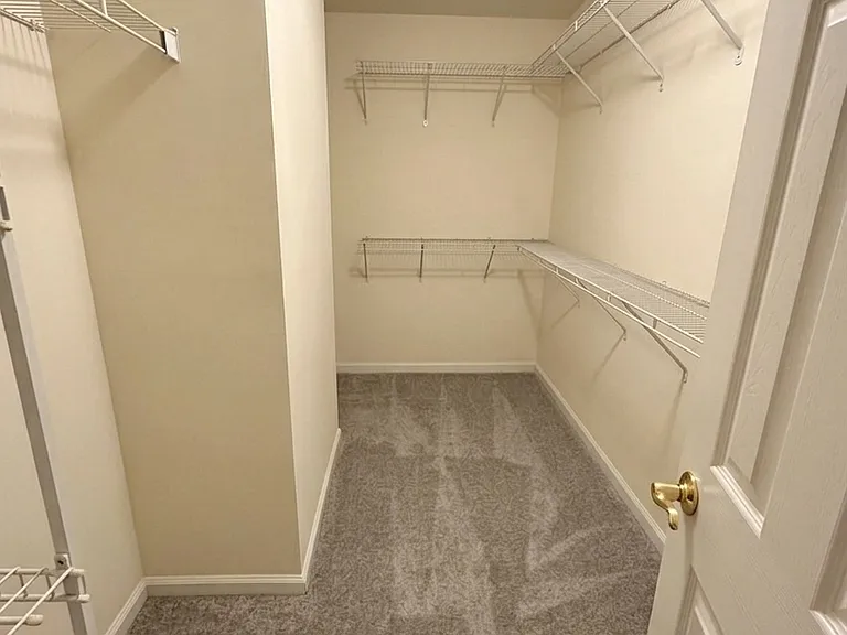 1300 Lomond Dr — Photo 24