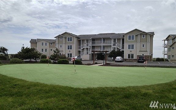 3rd image of 1600 W Ocean Ave #421
