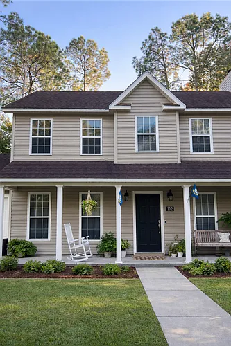 102 Elliott Way Photo 1