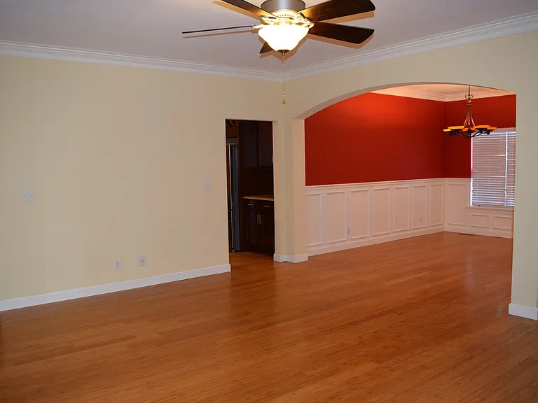 16218 Heartland Ln — Photo 30