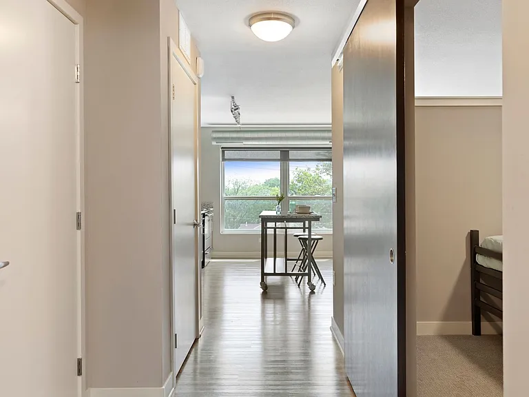 Spectrum Apartments & Townhomes — Photo 31