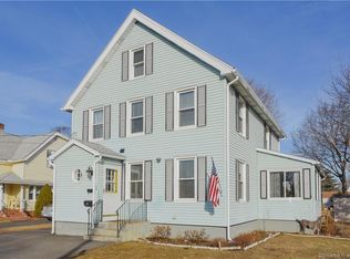 34 Church St, Plainville, CT 06062