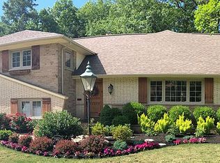 29604 W Oakland Rd, Bay Village, OH 44140