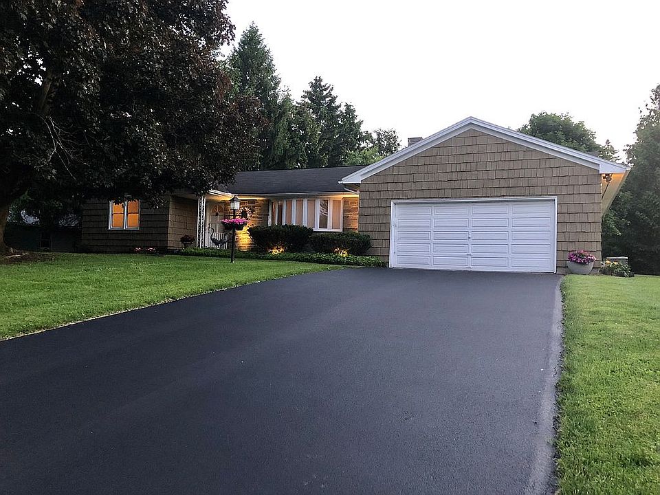 2nd image of 17 Clarmar Rd