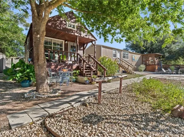 128 Pecan Park Drive, Out of Area, TX 78666