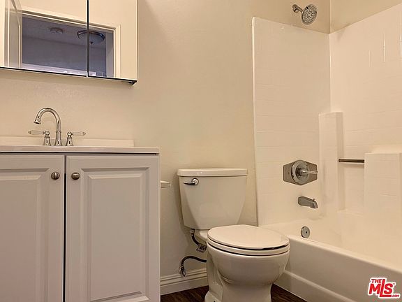 2nd image of 1014 E Acacia Ave #115