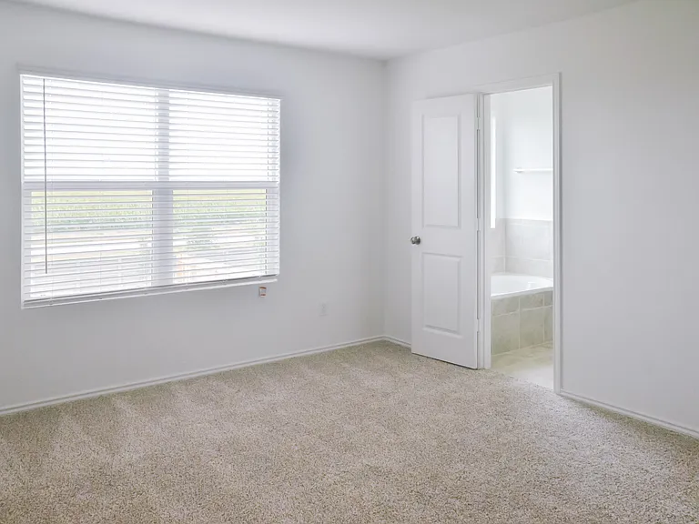 136 Canley Loop — Photo 17