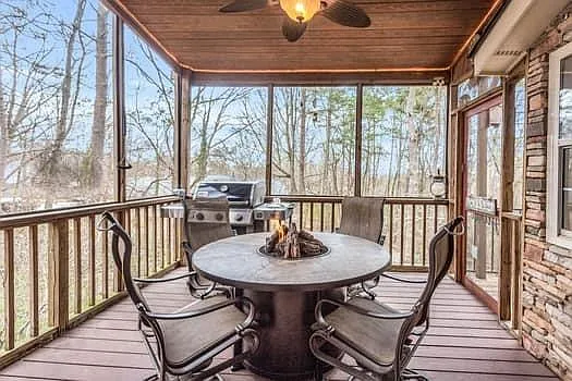 1833 Tree Top Ct — Photo 30