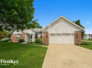 3249 Silvertrail Ct, Saint Charles, MO 63301