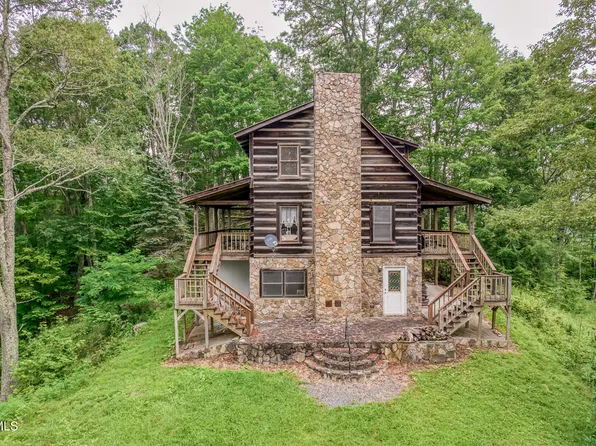 6688 Callalantee Dr, Mountain City, TN 37683