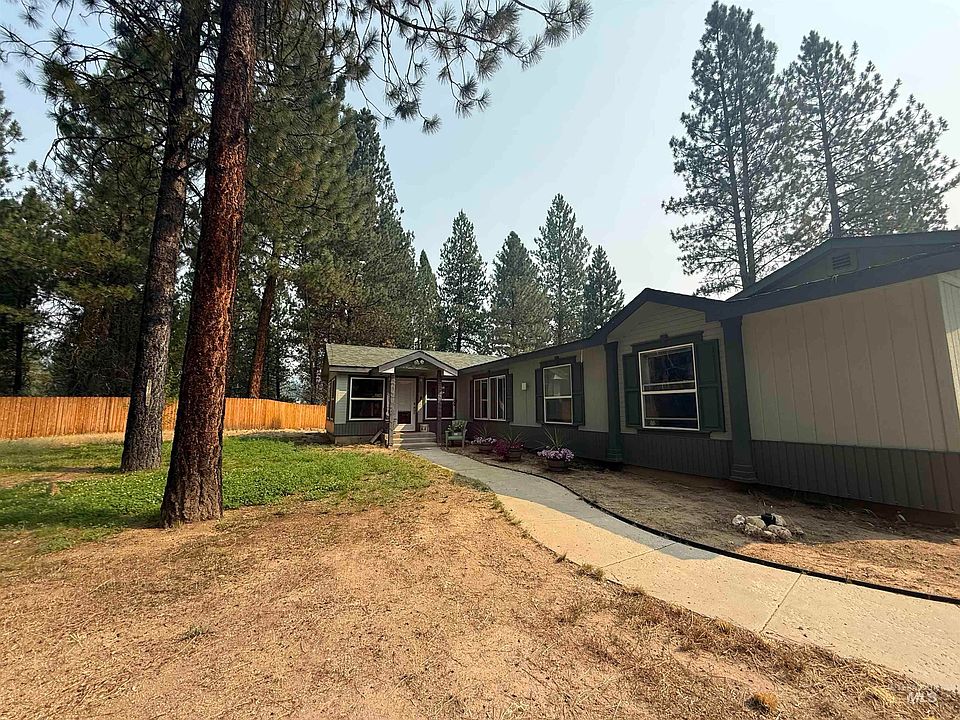 1st image of 15 Mountain Meadow Rd