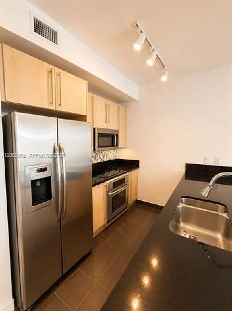 1111 SW 1st Ave cu-1722-N, Miami, FL 33130 — Photo 1