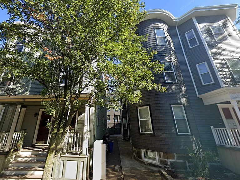 Carmel St — Photo 10