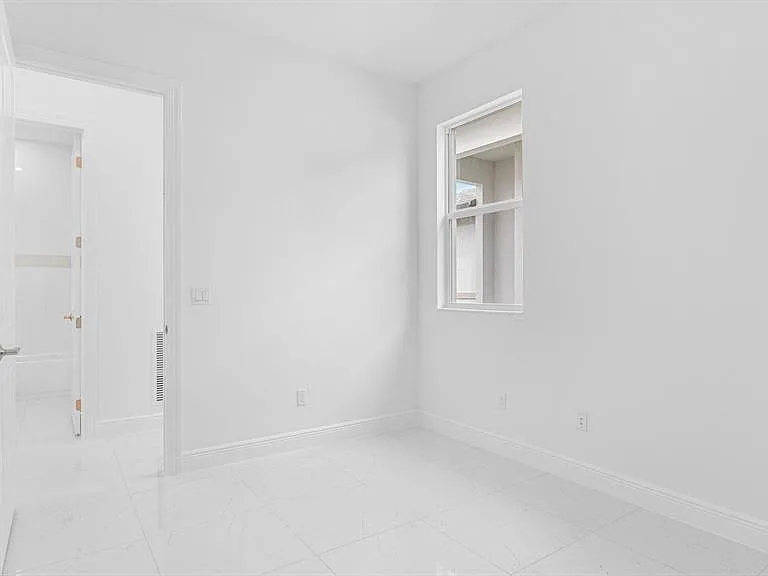 5078 Lido Key Ln — Photo 23