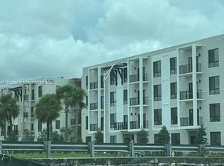 8201 NW 70th St #301, Miami, FL 33166