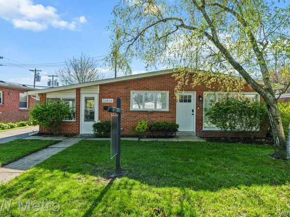 30826 Longfellow Ave, Madison Heights, MI 48071