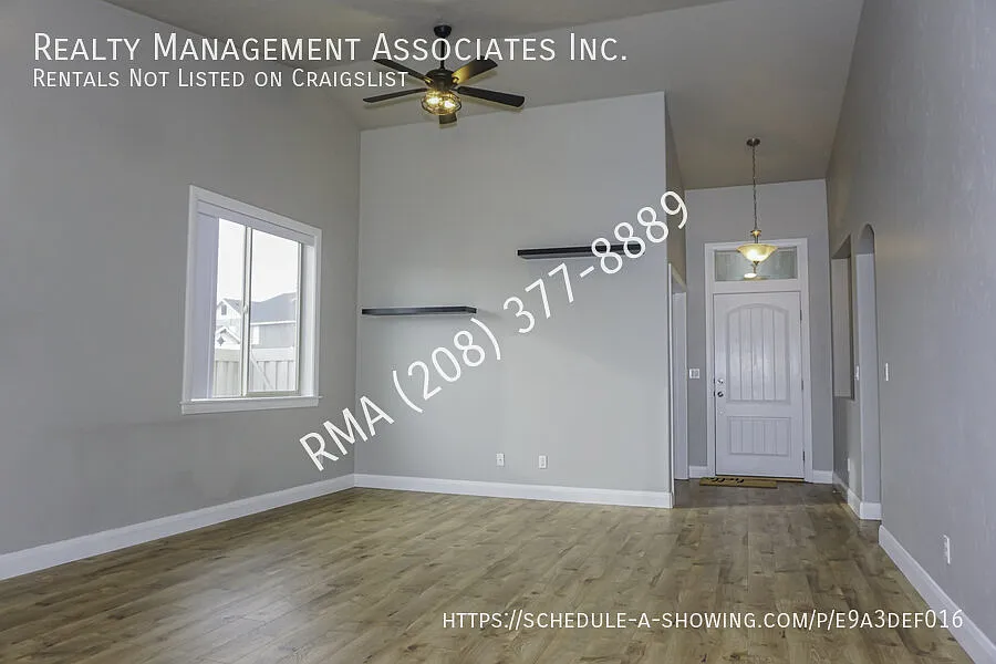 Adorable 3 Bedroom Home in West Meridian~ W McMillian & N Black Cat Rd — Photo 3