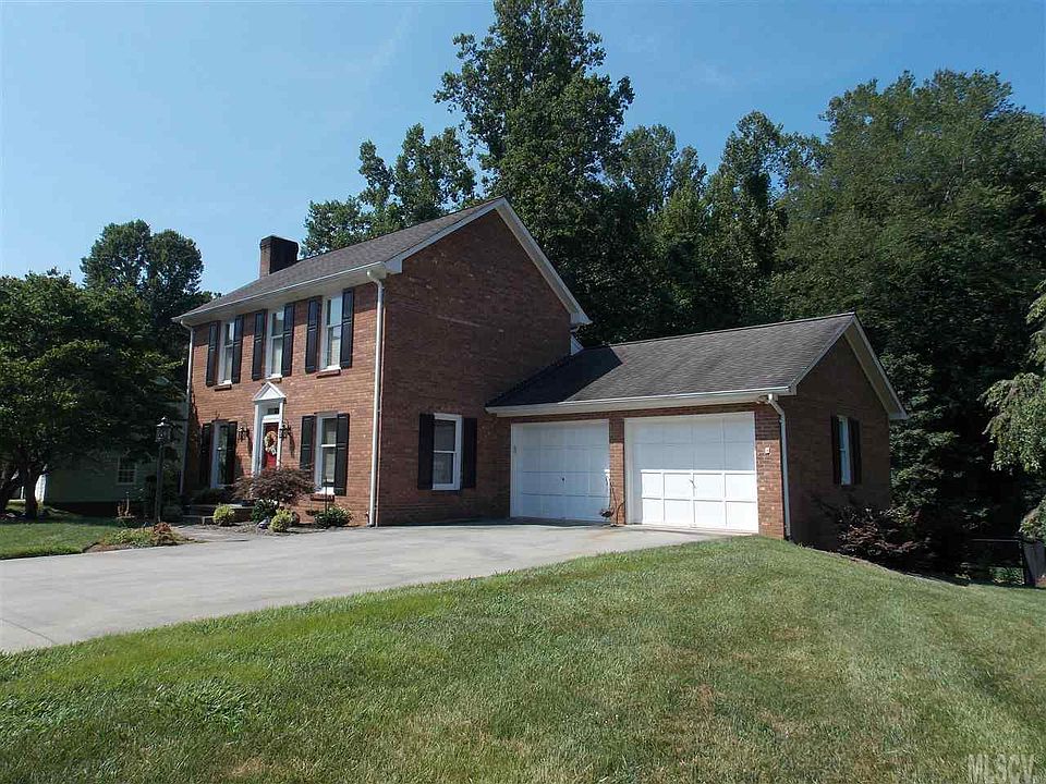 1st image of 917 Plantation Dr
