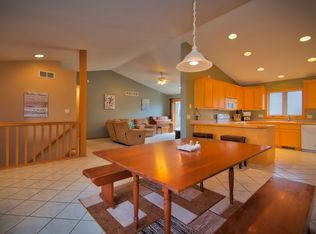 273 Park St, Belgium, WI 53004