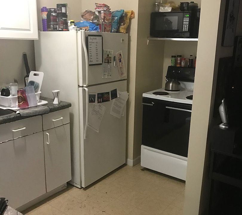 2nd image of 2515 State St APT 1