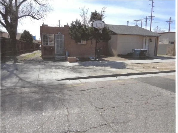 810 Roma Ave NW, Albuquerque, NM 87102
