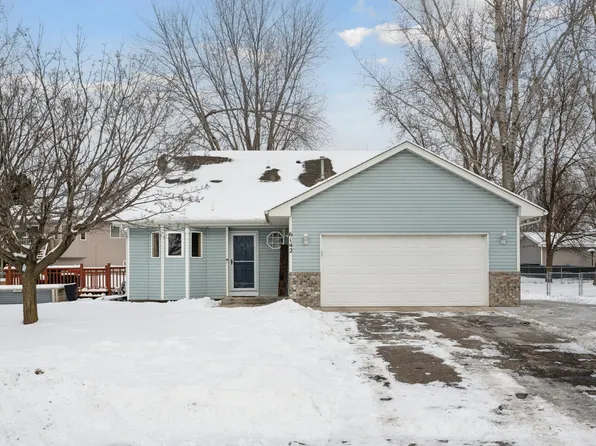 6142 Kaiser Ln NE, Albertville, MN 55301