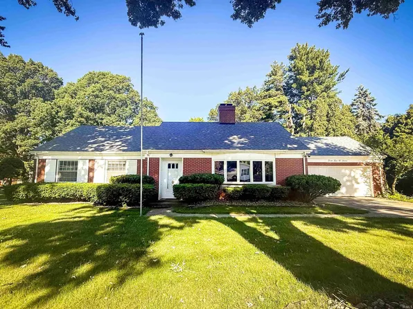 2603 Woodland Dr, Goshen, IN 46526