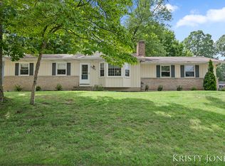 2422 Windview St SW, Wyoming, MI 49519