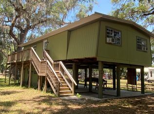 222 SE 989th St, Old Town, FL 32680