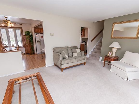 4th image of 2509 Coventry Dr