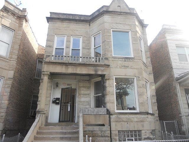 1st image of 1541 S Central Park Ave