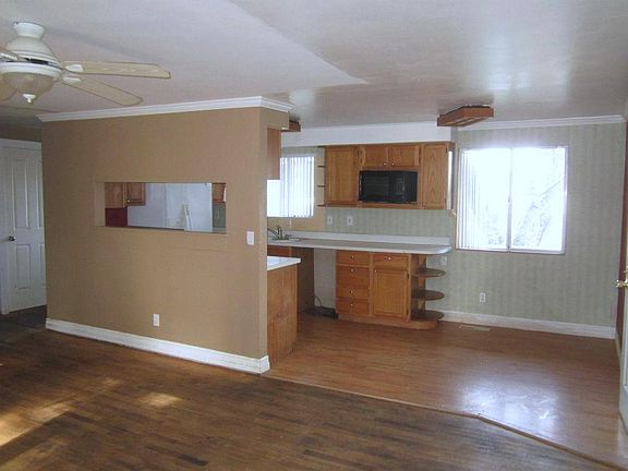 3rd image of 12823 NE 95th St