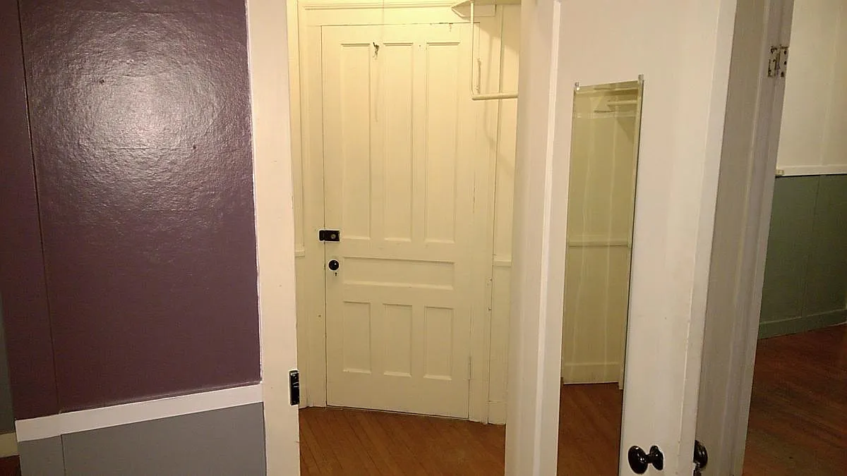 2 bed, 900 sqft, $850 — Photo 2