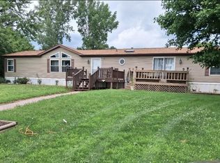 5124 Highway V37, La Porte City, IA 50651