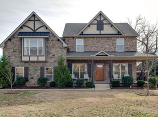 1104 Meriweather Ln, Lebanon, TN 37087