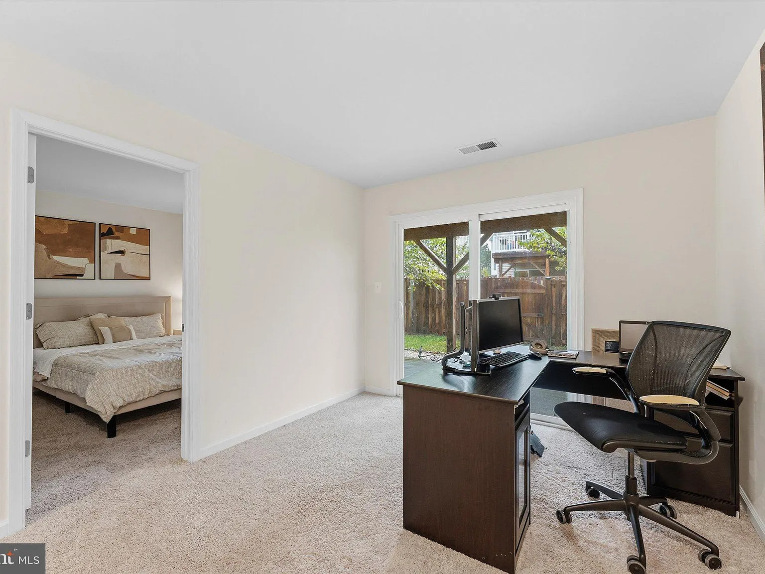 4 bed, 3.5 bath, 2192 sqft, $3,400 — Photo 4