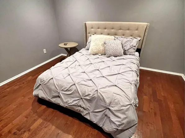 (undisclosed Address), New York, NY 10040