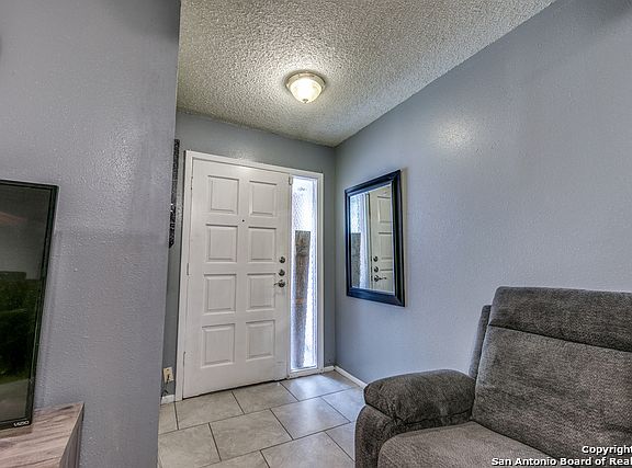 5th image of 1221 Churing Dr