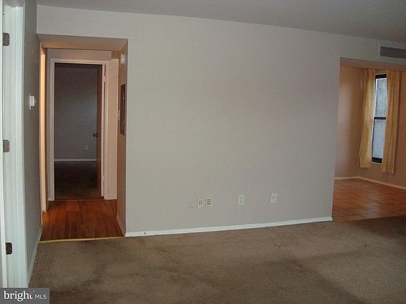 5th image of 108 Duvall Ln #60204