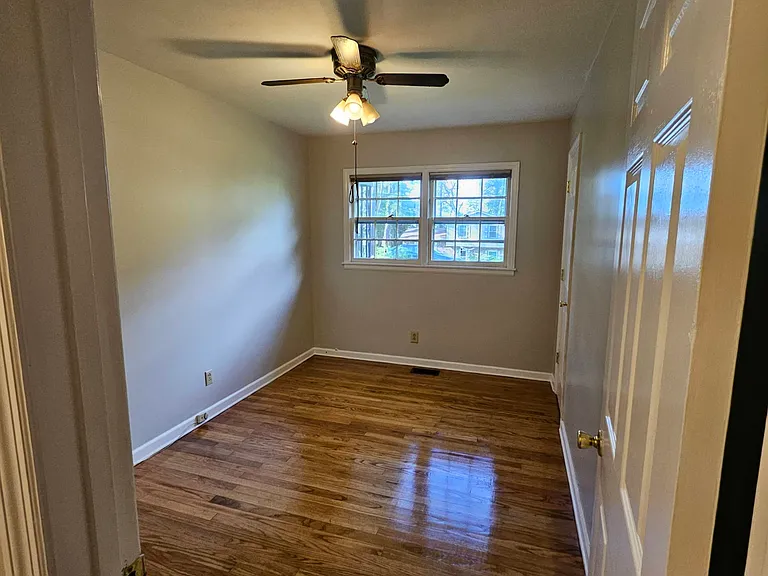 2329 Regan Ave — Photo 7